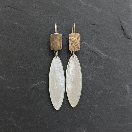 ANNE MORGAN - Eliza - Vintage Cufflink Earrings with Oval Mother of Pearl