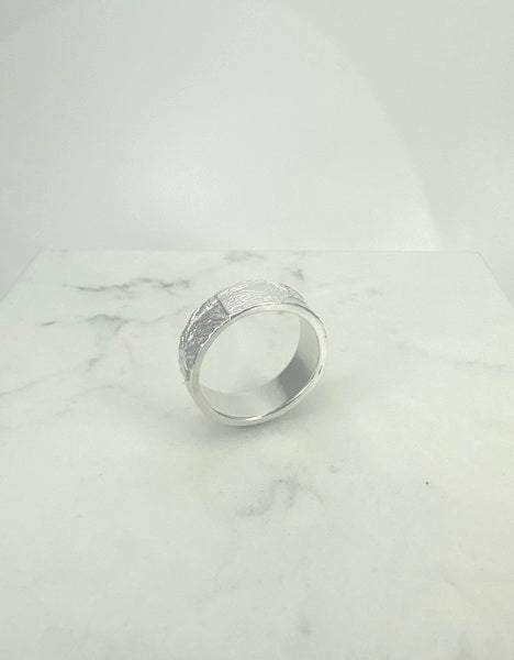 ANNE MORGAN - 'Rebecca' - reticulated silver band