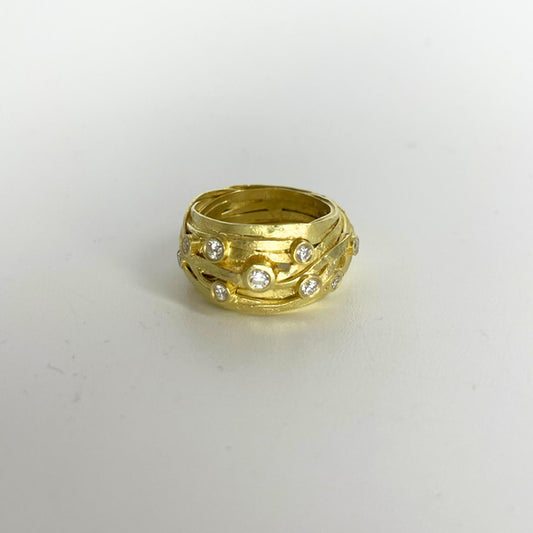 SHIMARA CARLOW - 18ct Gold Wrap Ring With 9 Rub over Diamonds