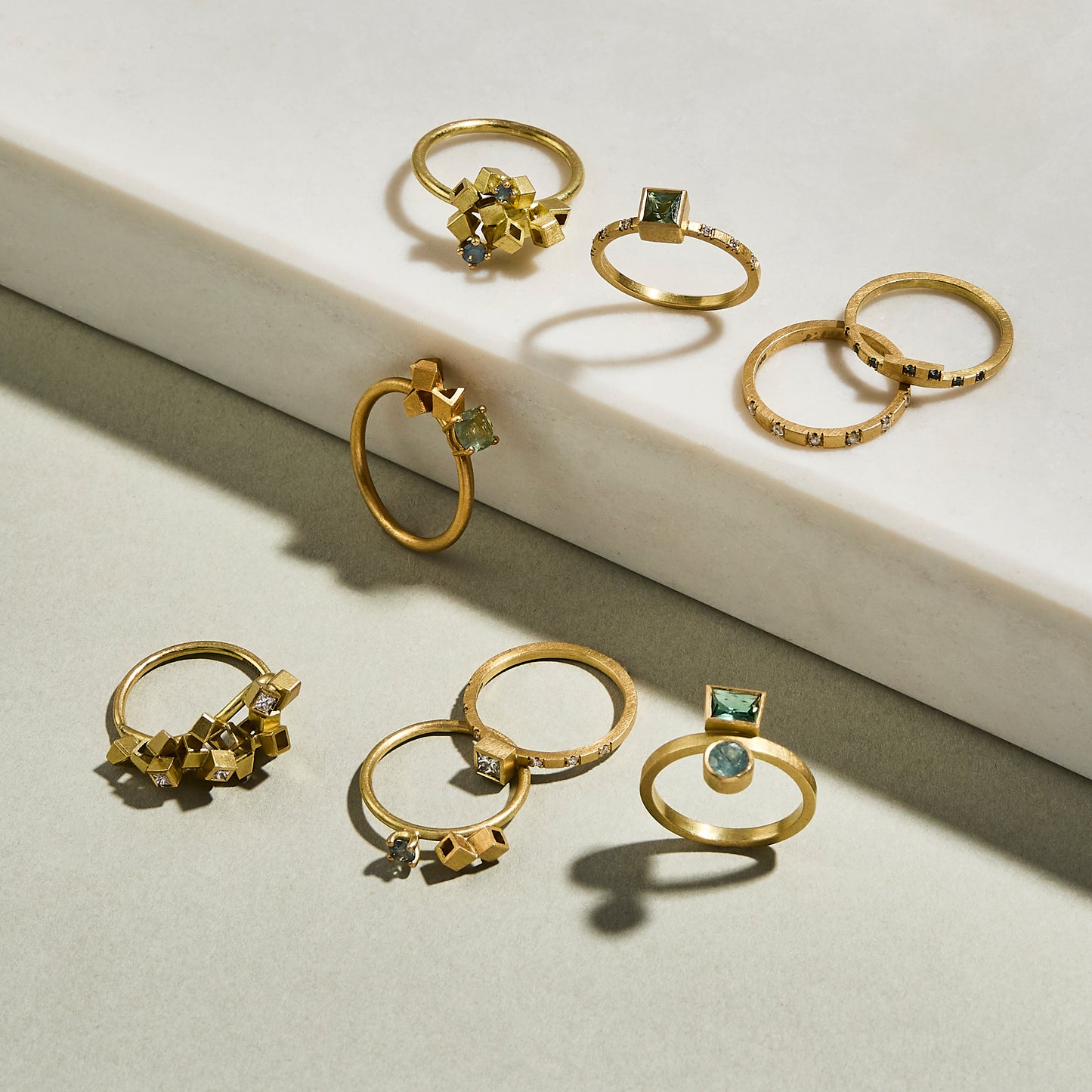 ALMA SOPHIA - Reflection Ring II with Sapphire & Tourmaline - 18ct Yellow gold