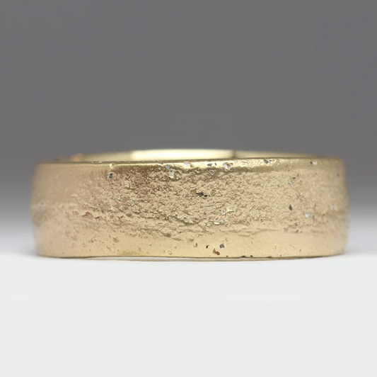 JUSTIN DUANCE - 7mm 9ct Yellow Gold Sandcast Comfort