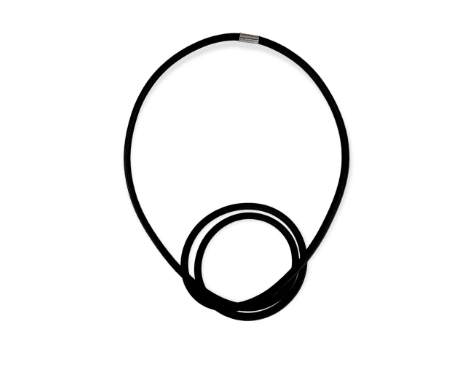 GILLY LANGTON   Loop Necklace- Just Black