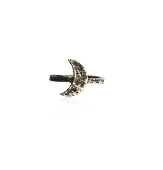 MOMOCREATURA - Medium Crescent Moon Ring