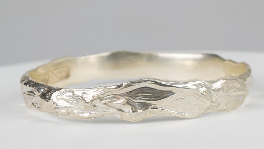 CLAIRE QUICK - Bangle with Textural Qualities - Water