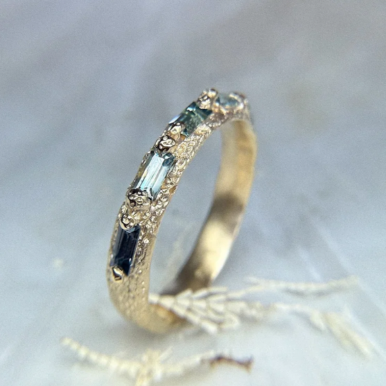 AMI PEPPER - Wide Mermaid Ring with Baguette Sapphires