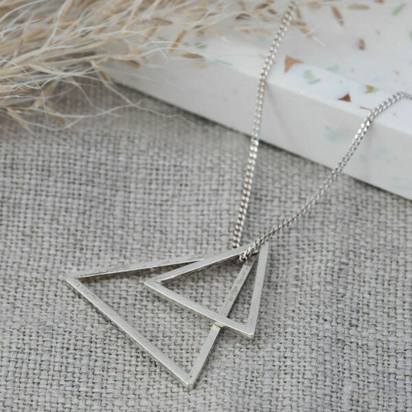 ELIN HORGAN Double triangle necklace, silver