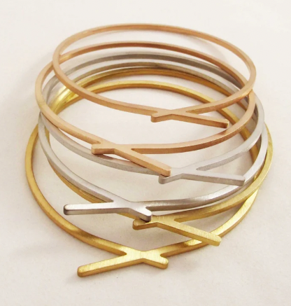 LAKALUKA - Single Skinny Knot Gold Plated Bracelet