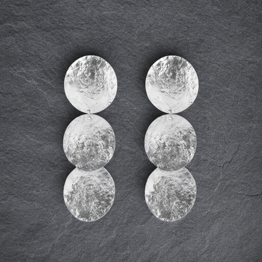 ANNE MORGAN - Cerigyn Pebble 3 disc earrings