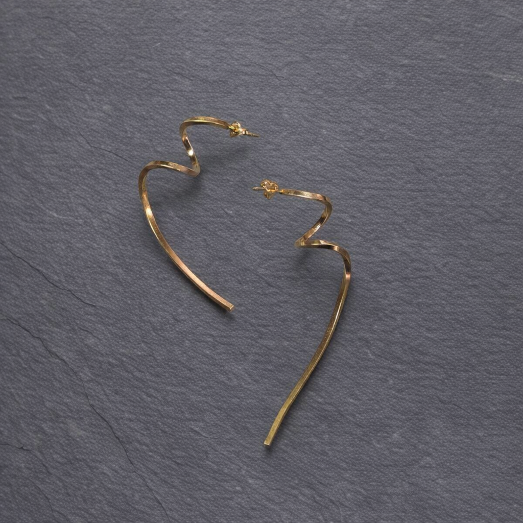 ANNE MORGAN - Athena Long spiral silver gold plated studs
