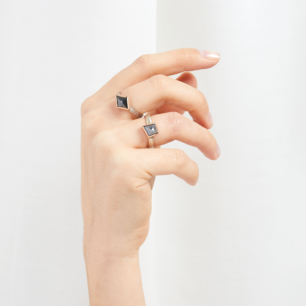 ANNE MORGAN - 18ct white gold with kite diamond ring