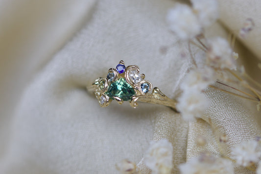 CHARLOTTE ROWENNA - Fae Cluter Ring with 0.86ct Sea Foam Sapphire, 4 Sapphires and 2 Old Cut Diamonds - 9ct Yellow Gold, Size I1/2