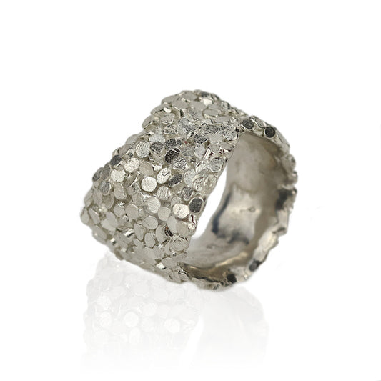 JADE MELLOR - Undulating Caddis ring in sterling silver