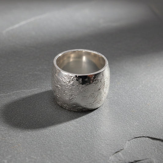 ANNE MORGAN - Moonscape Wide Ring